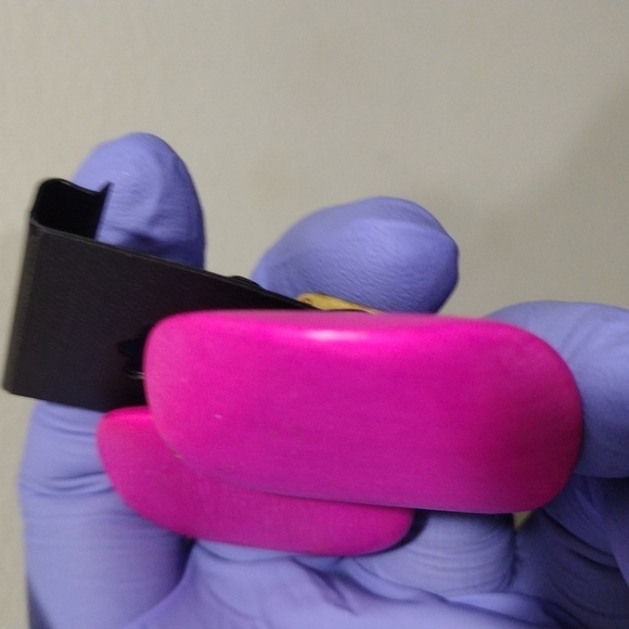 Elegant Pink Rare Circle Design Clip-On Earrings –Stylish Bold Statement Jewelry - Picture 5 of 7